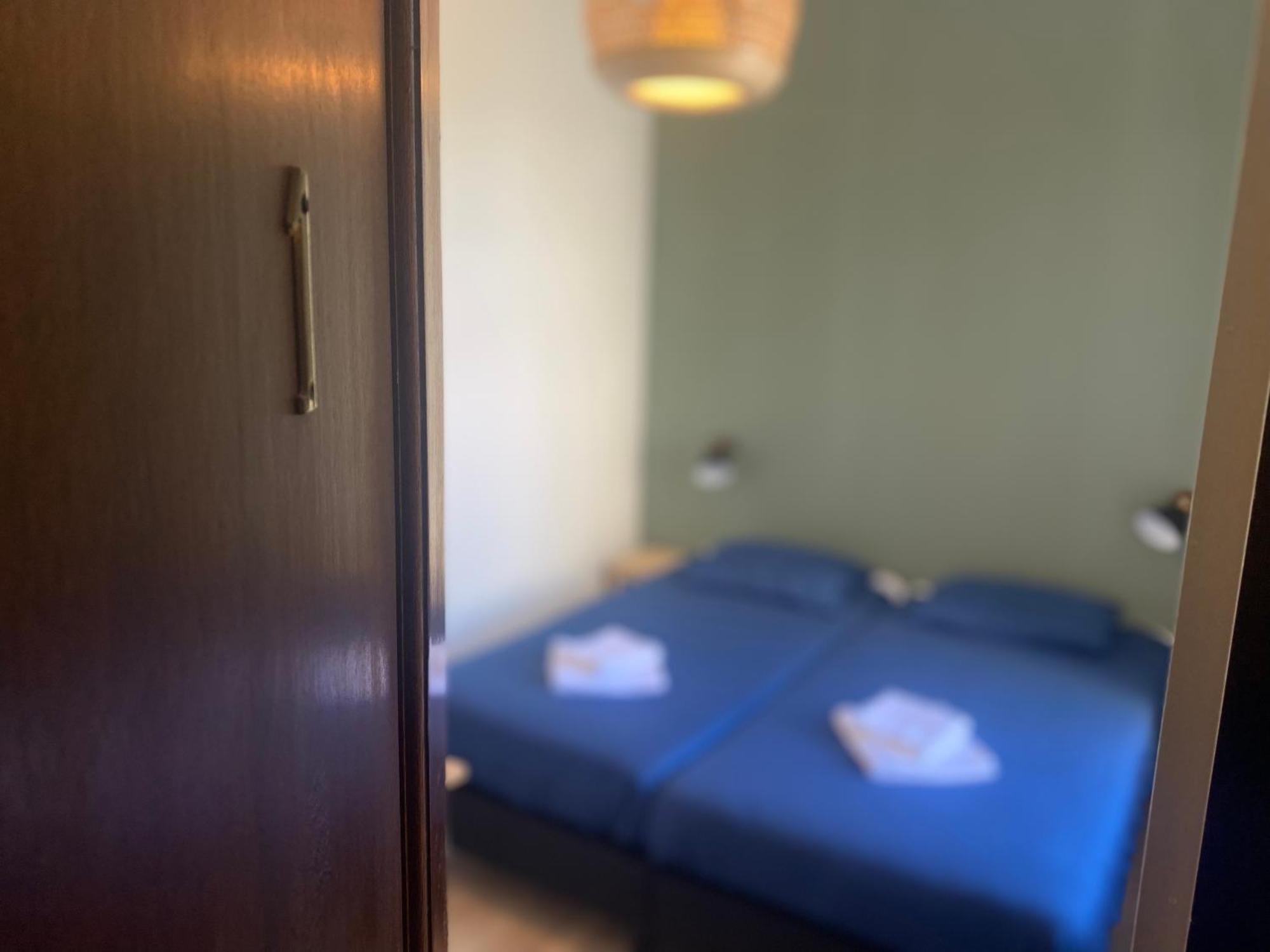 Hotel 'T Sonnehuys The Hague Room photo